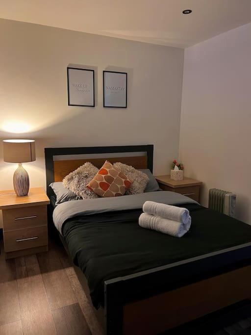 Cityzenretreat - Mezzanine Apartment Sleeps 4 Sheffield City Centre Exterior foto